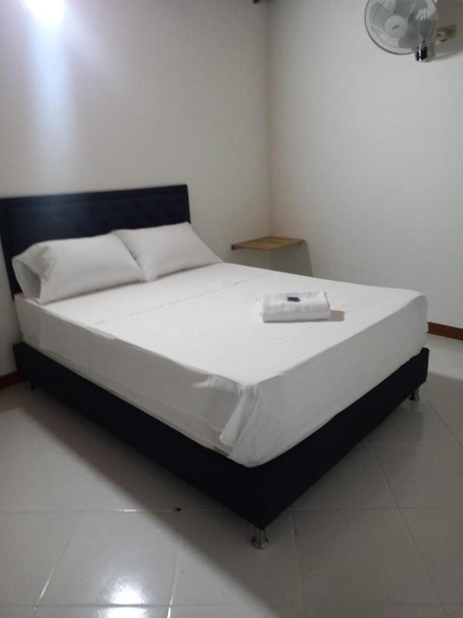 Hotel Picasso 70 Medellin Exterior photo
